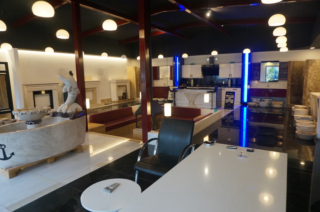 Sega Mermer Show Room 23